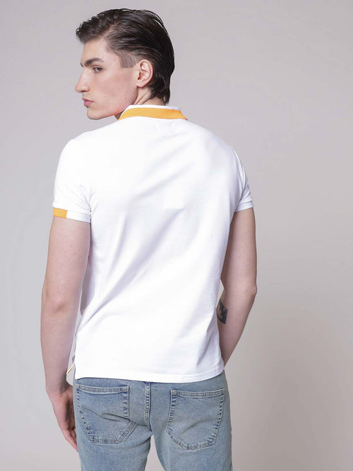 Polo with contrasting edges