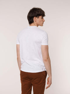 Raw cut neck T-Shirt