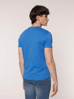 Raw cut neck T-Shirt