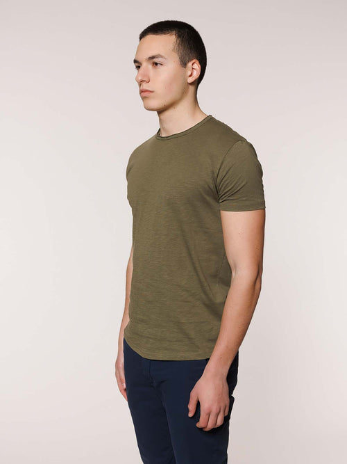 Raw cut neck T-Shirt