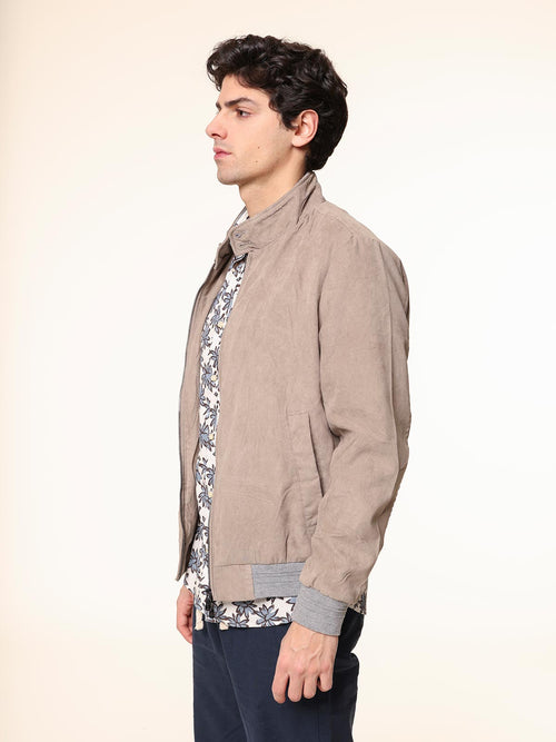 Giubbotto modello bomber scamosciato|Colore:Sabbia