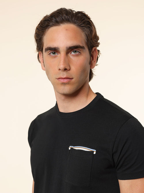 T-Shirt in cotone con taschino|Colore:Nero