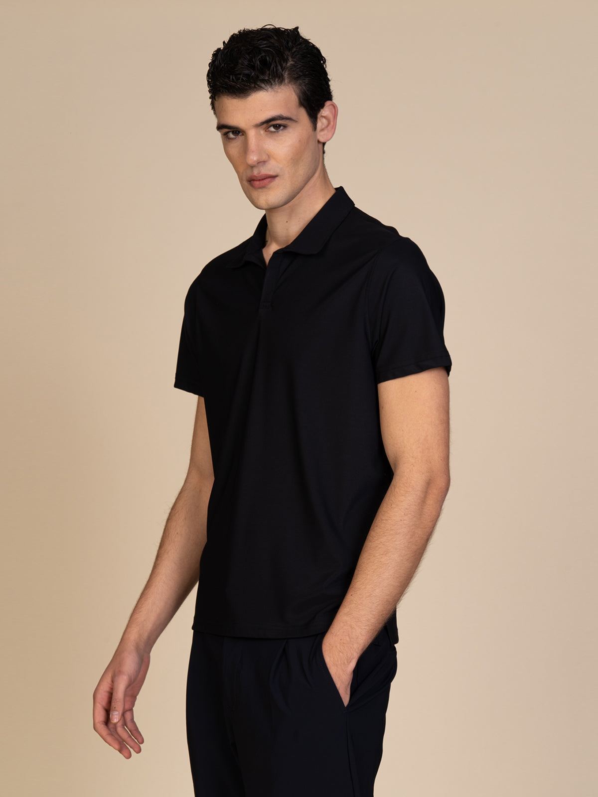 Polo in tessuto liscio|Colore:Nero