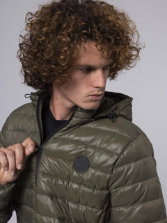 Giubbotto trapuntato con cappuccio|Colore:Verde militare