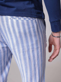 Pantaloni a righe con lacci